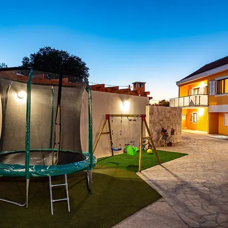 Vila Mendula Zadarvillas *
