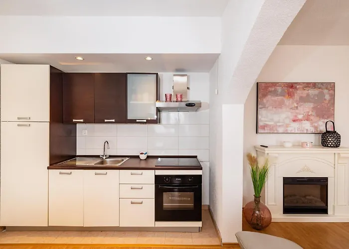 Mendula Zadarvillas Вилла Pridraga