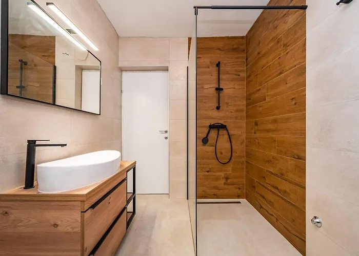 Mendula Zadarvillas *