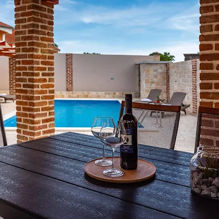 Mendula Zadarvillas Pridraga