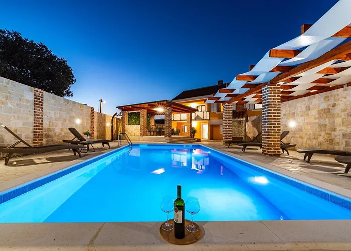 Vila Mendula Zadarvillas *